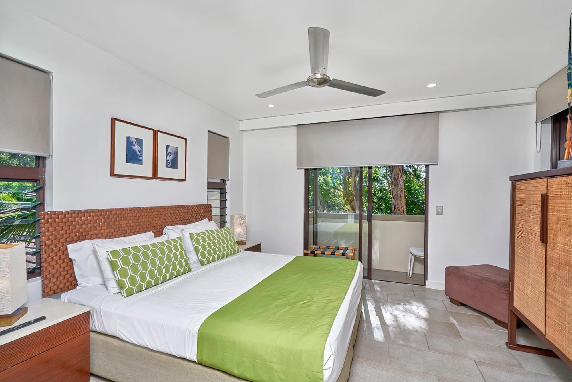 Private Apartments In The Temple Beachfront Resort ปาล์มโคฟ ห้อง รูปภาพ