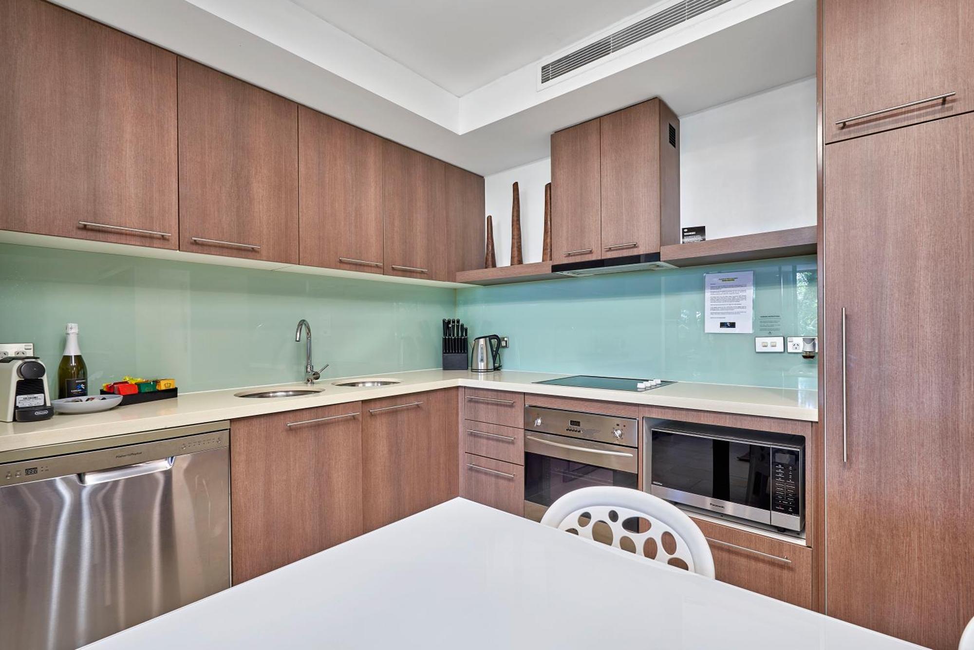 Private Apartments In The Temple Beachfront Resort ปาล์มโคฟ ห้อง รูปภาพ